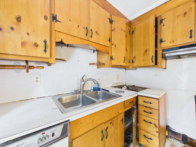 5504 Dobson Street, North Charleston, SC 29406