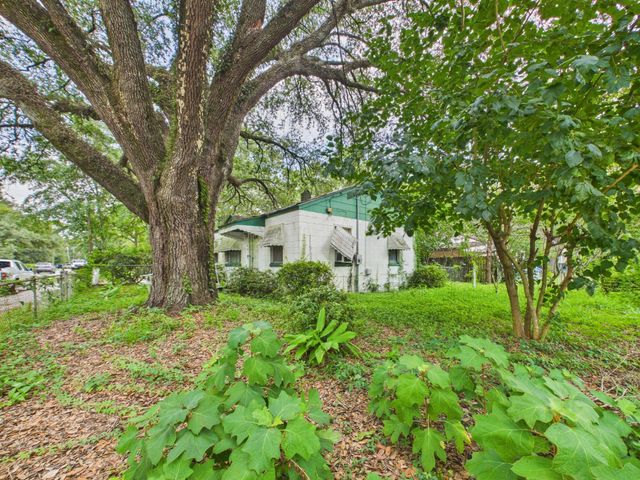 5504 Dobson Street, North Charleston, SC 29406