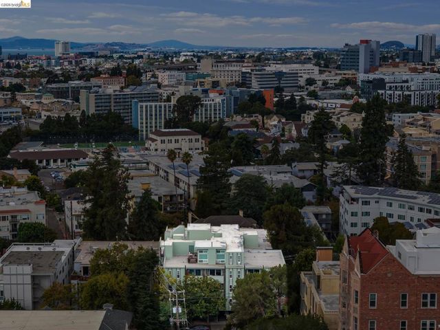 199 199 Montecito Ave 105, Oakland, CA 94610