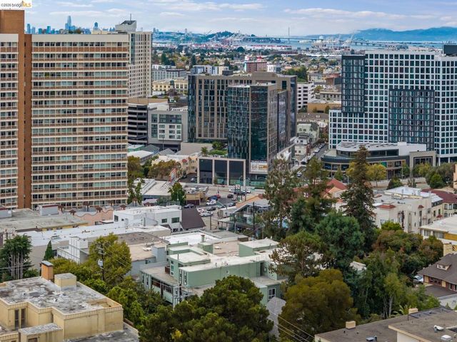 199 199 Montecito Ave 105, Oakland, CA 94610