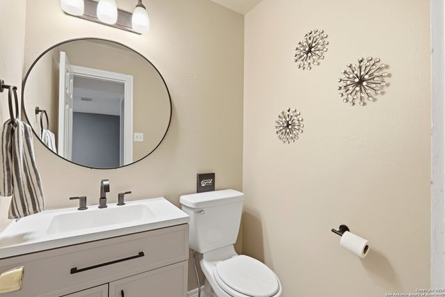 11110 Moonlit Park, San Antonio, TX 78249