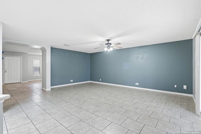 11110 Moonlit Park, San Antonio, TX 78249