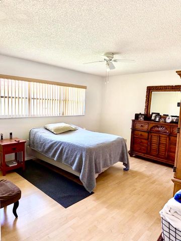 5730 E Fernley Drive 11, West Palm Beach, FL 33415