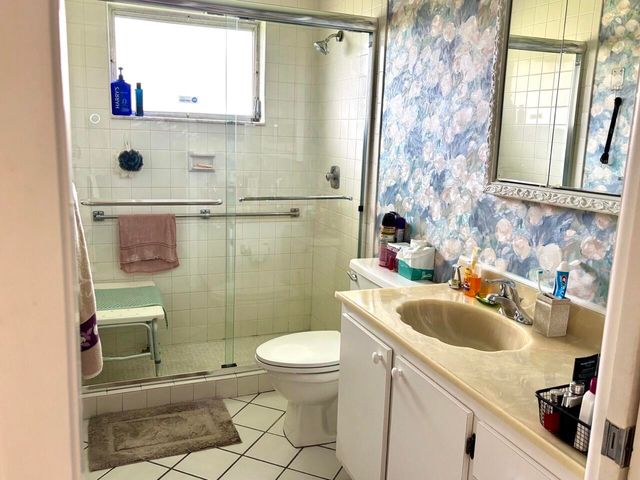 5730 E Fernley Drive 11, West Palm Beach, FL 33415