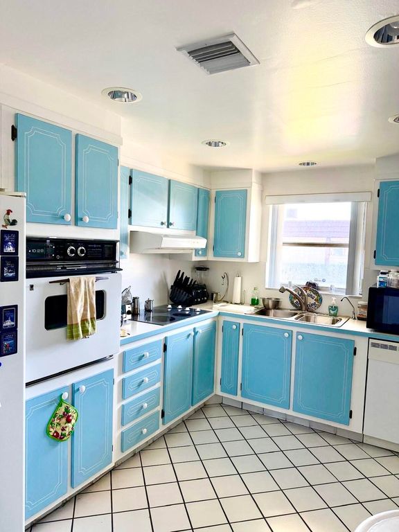 5730 E Fernley Drive 11, West Palm Beach, FL 33415