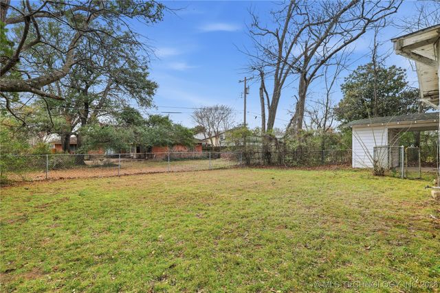 1723 W Cedar Street, Durant, OK 74701