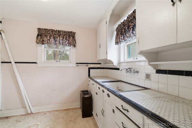 1723 W Cedar Street, Durant, OK 74701