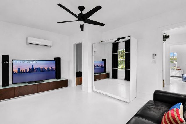 4722 SW 5th St, Miami, FL 33134