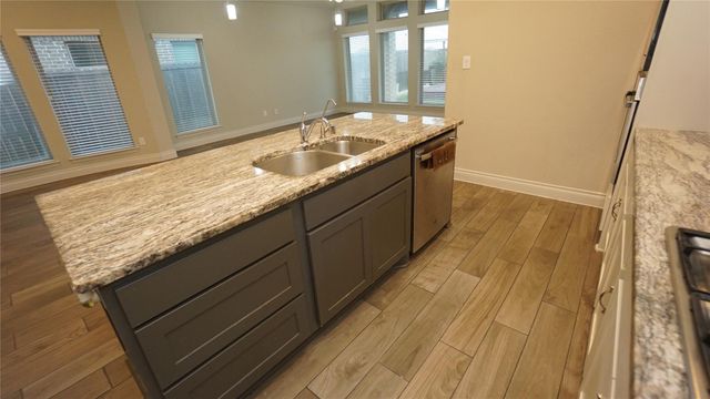 2626 Primrose Bloom Lane, Richmond, TX 77406