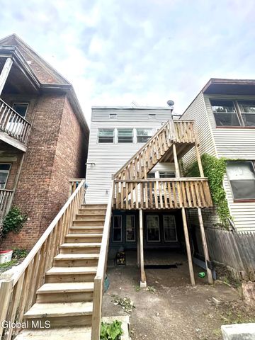 208 Myrtle Avenue, Albany, NY 12202
