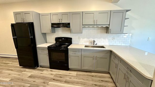 208 Myrtle Avenue, Albany, NY 12202
