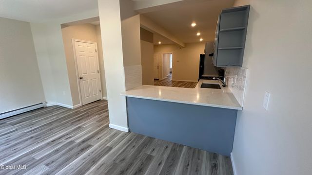 208 Myrtle Avenue, Albany, NY 12202