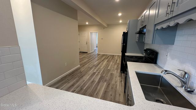 208 Myrtle Avenue, Albany, NY 12202