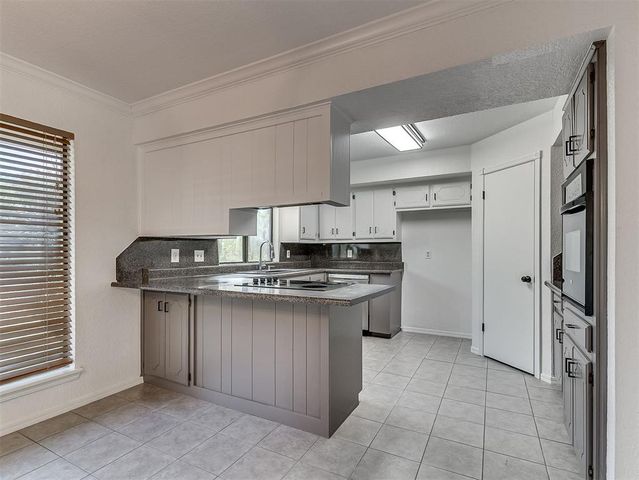 1509 Sand Springs Trail, Edmond, OK 73013