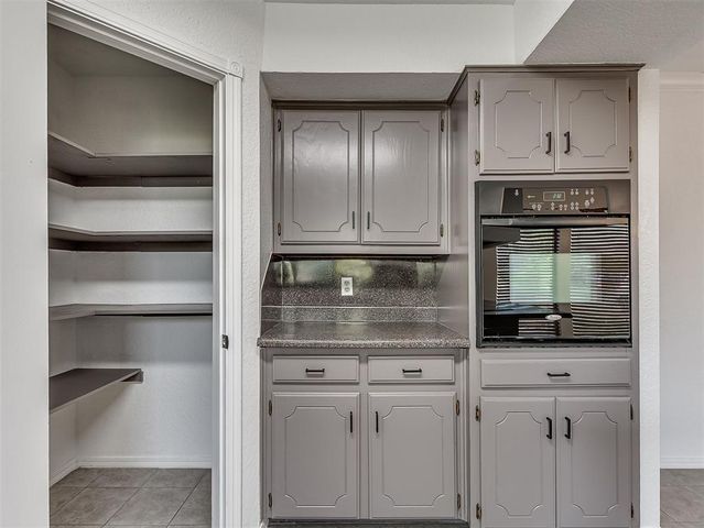 1509 Sand Springs Trail, Edmond, OK 73013