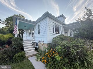 622 S CHURCH ST, Charles Town, WV 25414