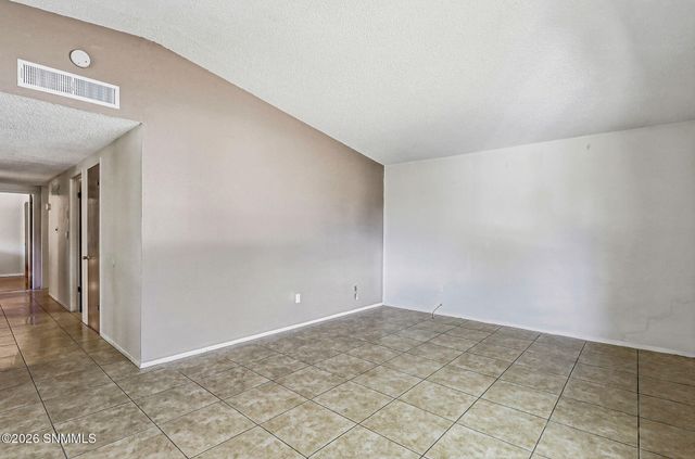 950 Mulberry Avenue, Las Cruces, NM 88001