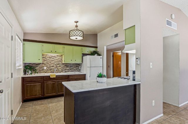 950 Mulberry Avenue, Las Cruces, NM 88001
