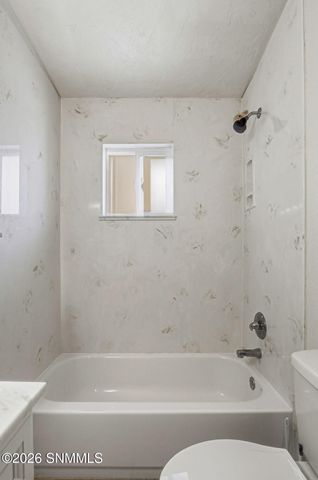 950 Mulberry Avenue, Las Cruces, NM 88001
