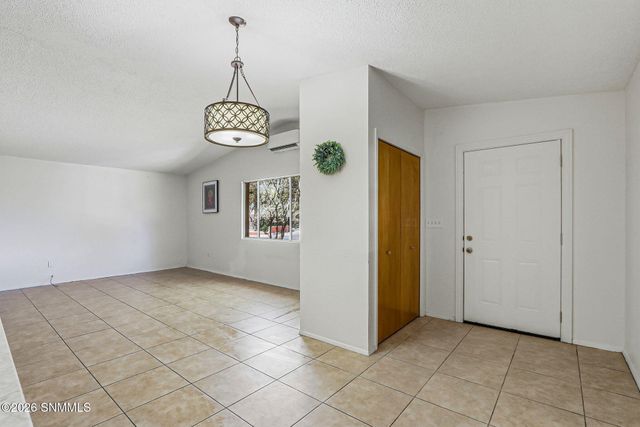 950 Mulberry Avenue, Las Cruces, NM 88001