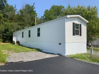 1154 Us-9 17, Stockport, NY 12574