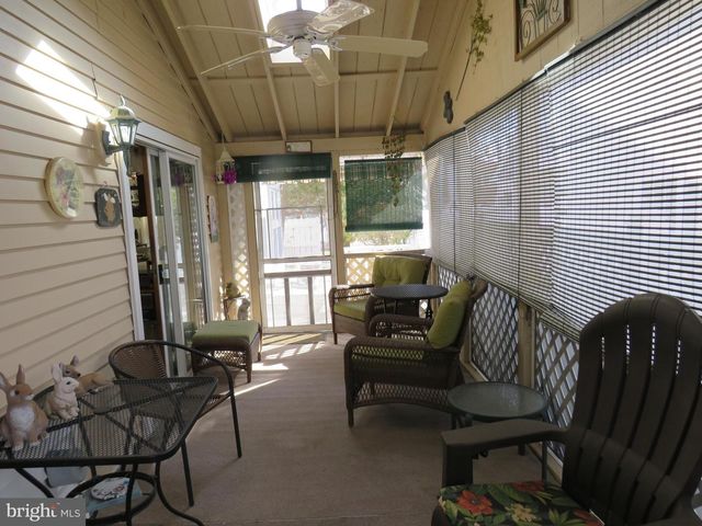 179 RAINTREE CT, Langhorne, PA 19047