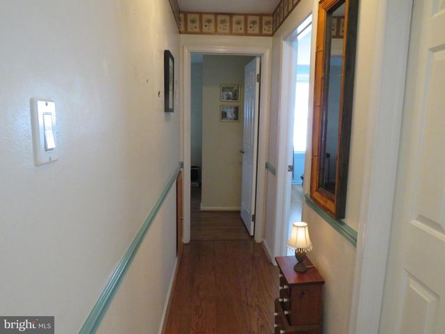 179 RAINTREE CT, Langhorne, PA 19047