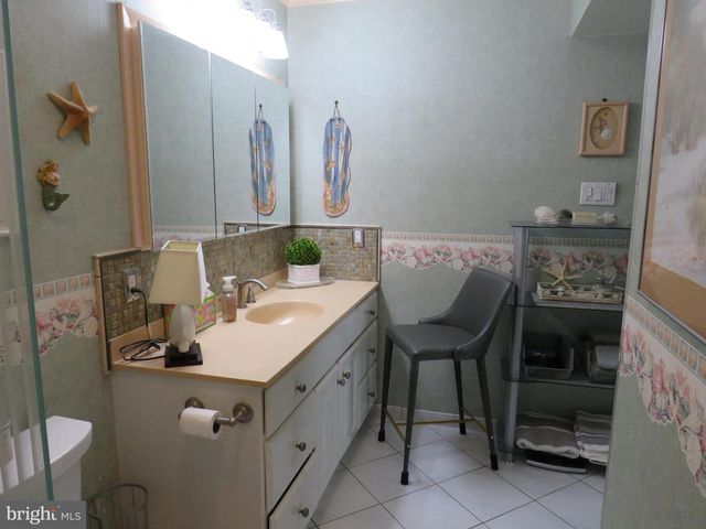 179 RAINTREE CT, Langhorne, PA 19047