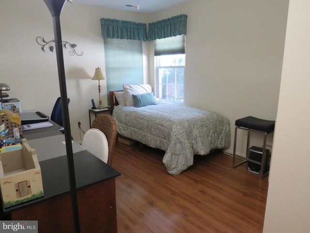 179 RAINTREE CT, Langhorne, PA 19047