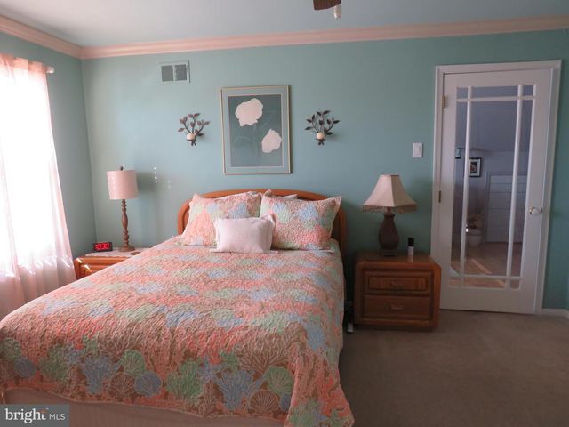 179 RAINTREE CT, Langhorne, PA 19047