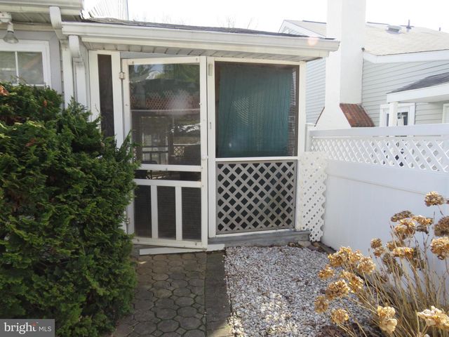 179 RAINTREE CT, Langhorne, PA 19047