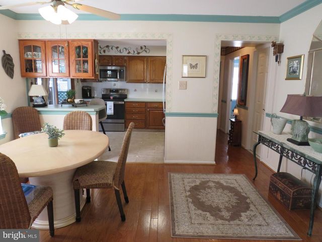 179 RAINTREE CT, Langhorne, PA 19047