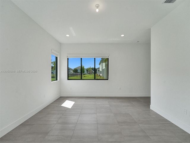 5736 SW 104th Ter, Cooper City, FL 33328