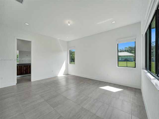 5736 SW 104th Ter, Cooper City, FL 33328
