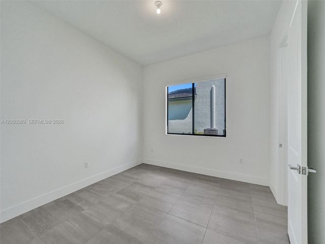5736 SW 104th Ter, Cooper City, FL 33328