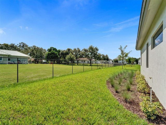 5736 SW 104th Ter, Cooper City, FL 33328