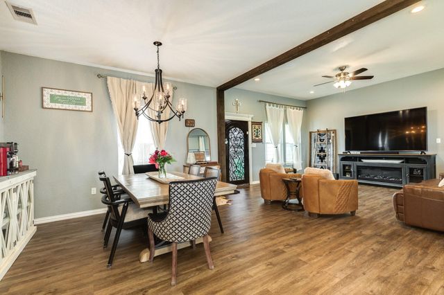 613 Winchester Trail, Angleton, TX 77515