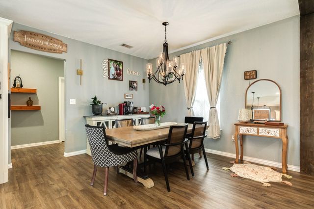 613 Winchester Trail, Angleton, TX 77515