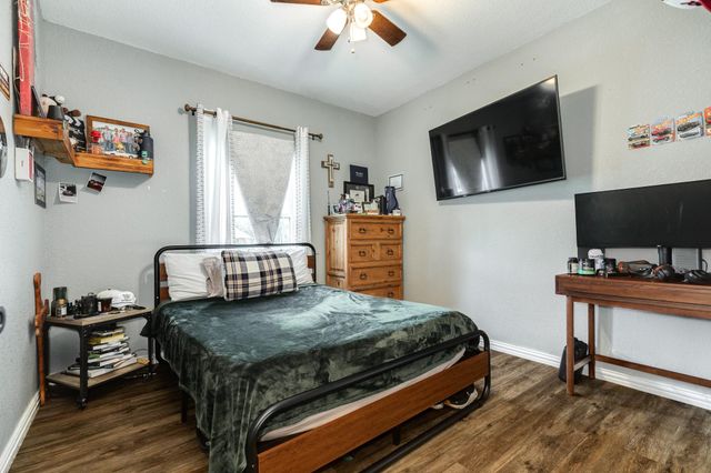 613 Winchester Trail, Angleton, TX 77515