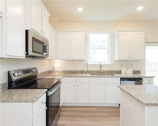 1831 Dawn Road 21, Conyers, GA 30013