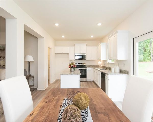 1831 Dawn Road 21, Conyers, GA 30013