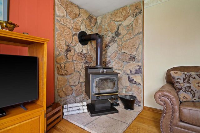 10713 60th STREET, Kenosha, WI 53144