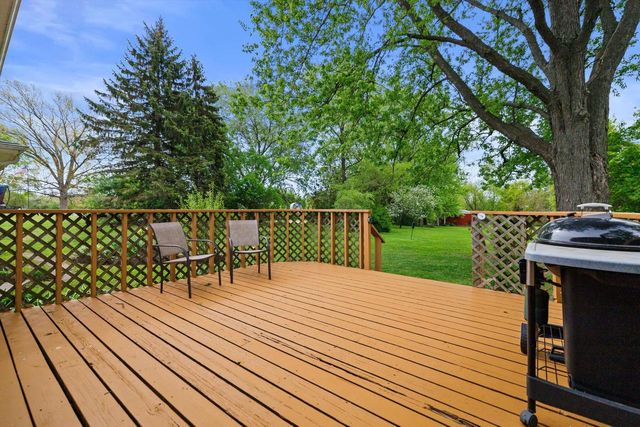 10713 60th STREET, Kenosha, WI 53144