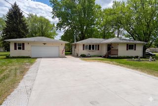 10713 60th STREET, Kenosha, WI 53144