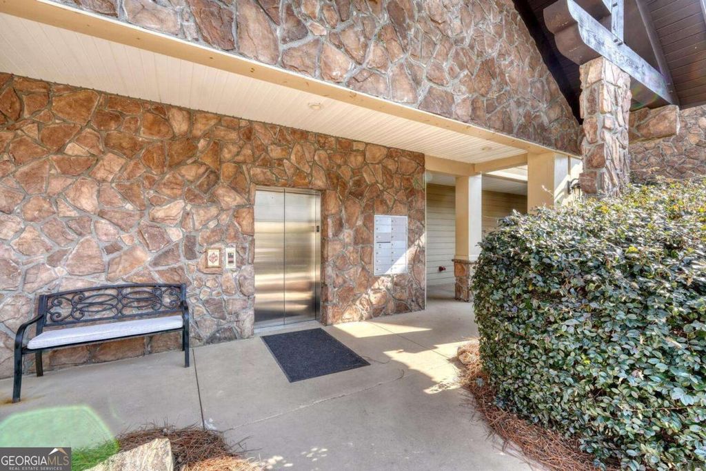 94 Gleneagle Court C202, Clayton, GA 30525 — photo 4
