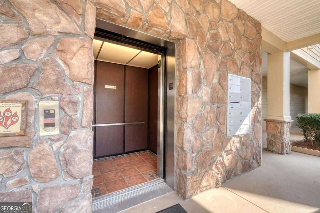94 Gleneagle Court C202, Clayton, GA 30525 — photo 5