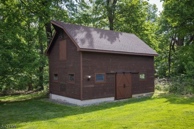 230 Mendham Rd, Bernardsville Boro, NJ 07924
