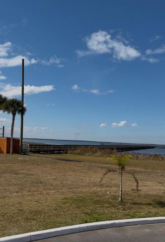 923 GAILLARDIA DRIVE, Indian Lake Estates, FL 33855