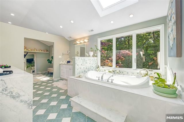 61 Brookview Drive, Woodcliff Lake, NJ 07677