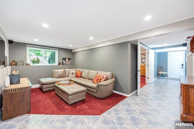61 Brookview Drive, Woodcliff Lake, NJ 07677